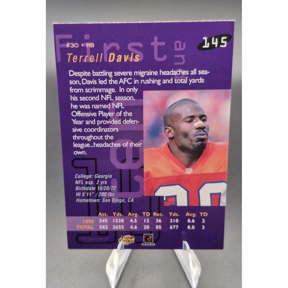 1997 Terrell Davis‎ Playoff First and Ten #145 Autographed Denver Broncos W/ COA